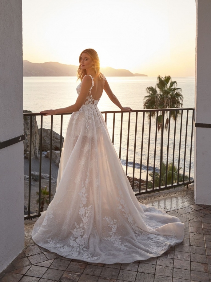 Amelie 15017 back.jpg